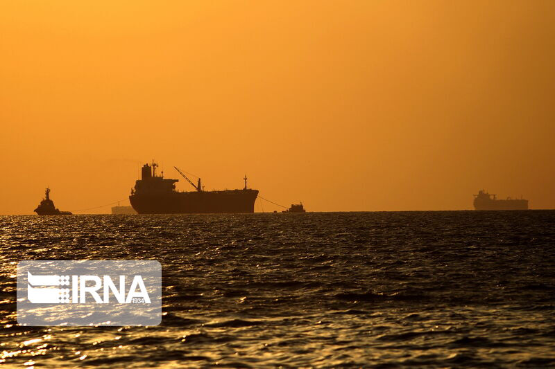 شرط تثبیت صادرات فراورده‌های نفتی در دوران تحریم چیست؟