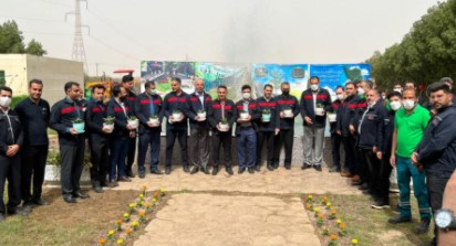 مراسم درختکاری در شرکت فولاد اکسین خوزستان برگزار شد؛ حفظ محیط زیست شرط رونق تولید