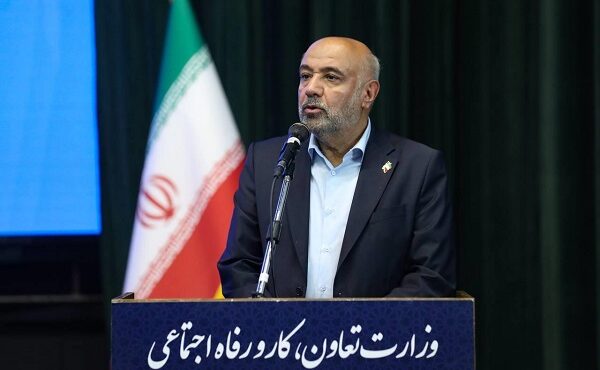 وزیر رفاه: جنگ تحمیلی اخیر می‌تواند نقطه عطفی در توسعه نظام تأمین اجتماعی شود